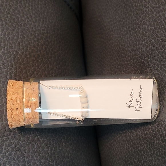 Kris Nations Howlite Necklace - Picture 1 of 3